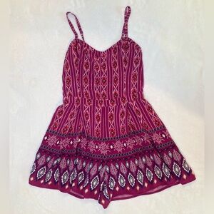 Hollister Aztec Pattern Romper Fuschia Size Small